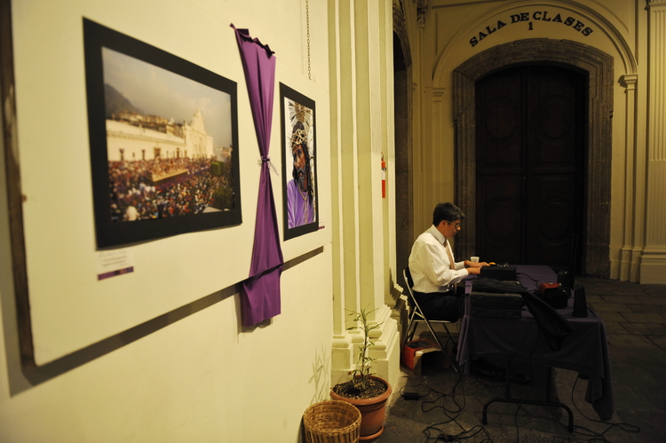 Museo Universidad de San Carlos Exposicion